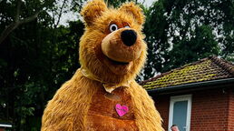 Baer auf dem Kinderfest Foto: N:Bernfeld